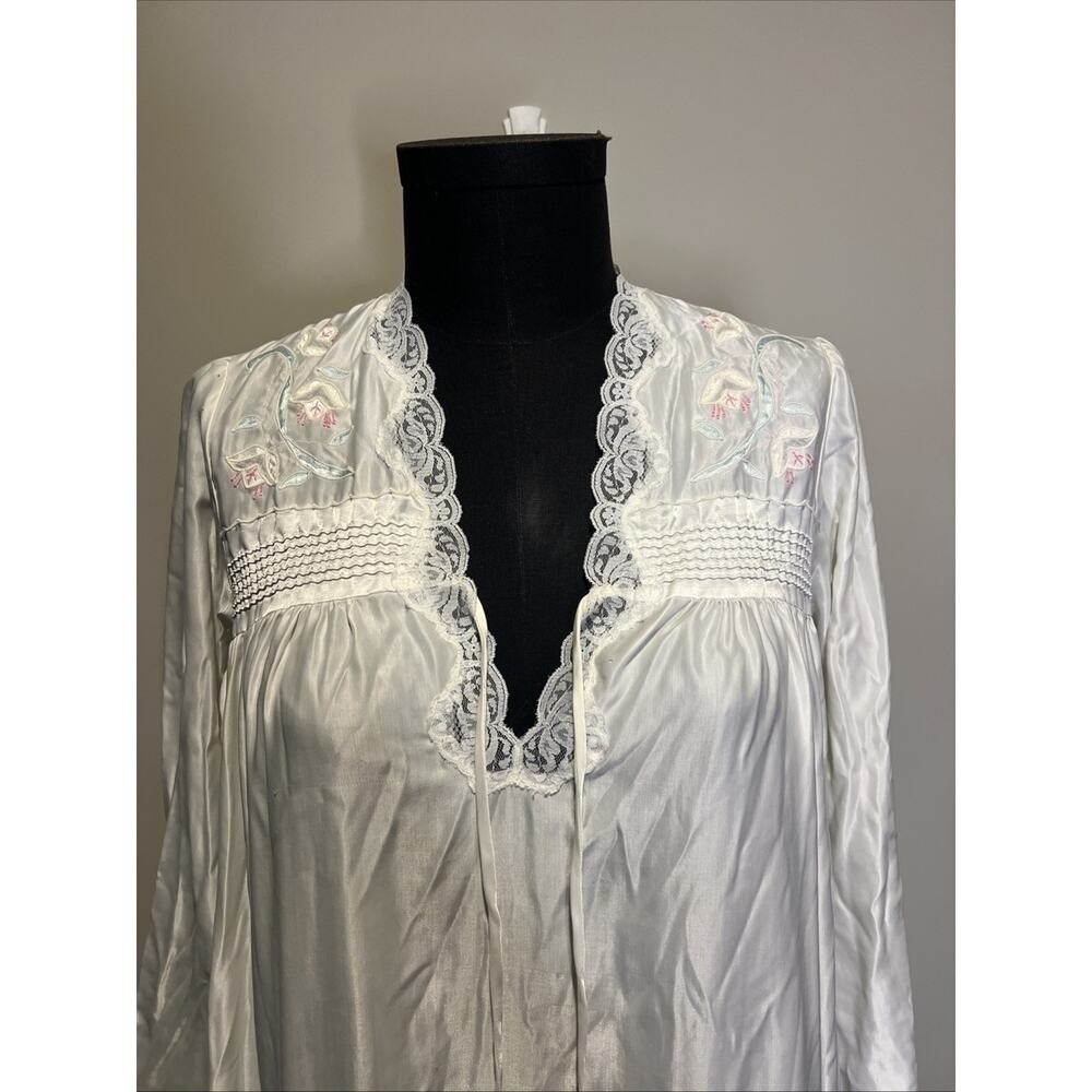 Vintage Barbizon Ivory Satin Nightgown Floral Embroidered Lace Trim Granny Core